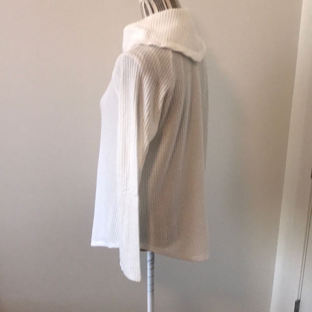 White Cowl Neck Pullover Top - Picture 5 of 8